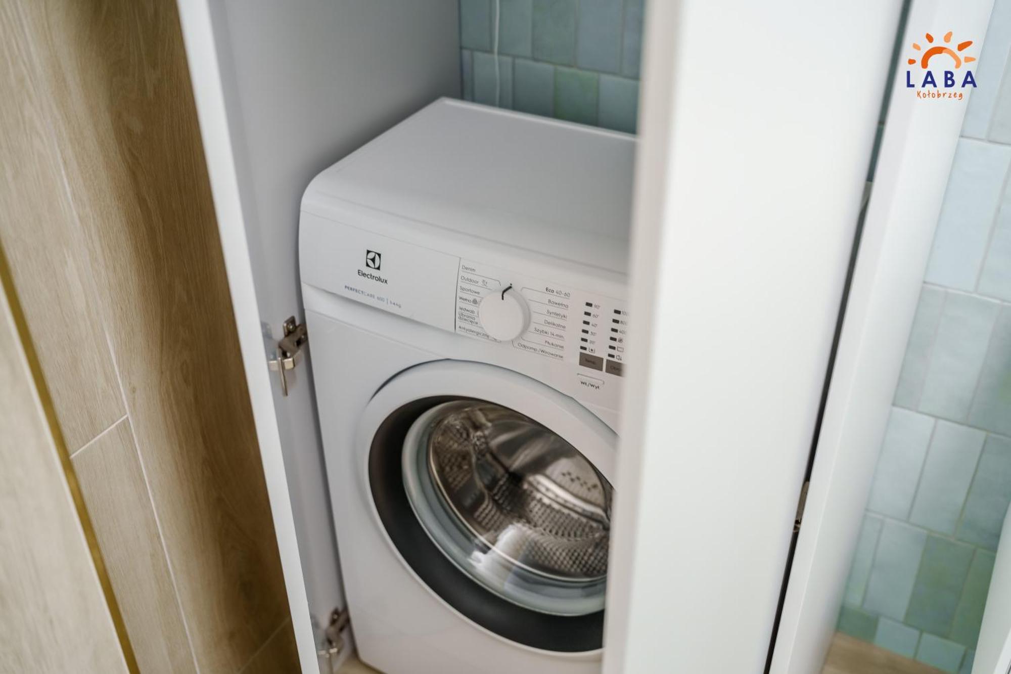 Laba Polanki Aqua Parking, Basen W Cenie